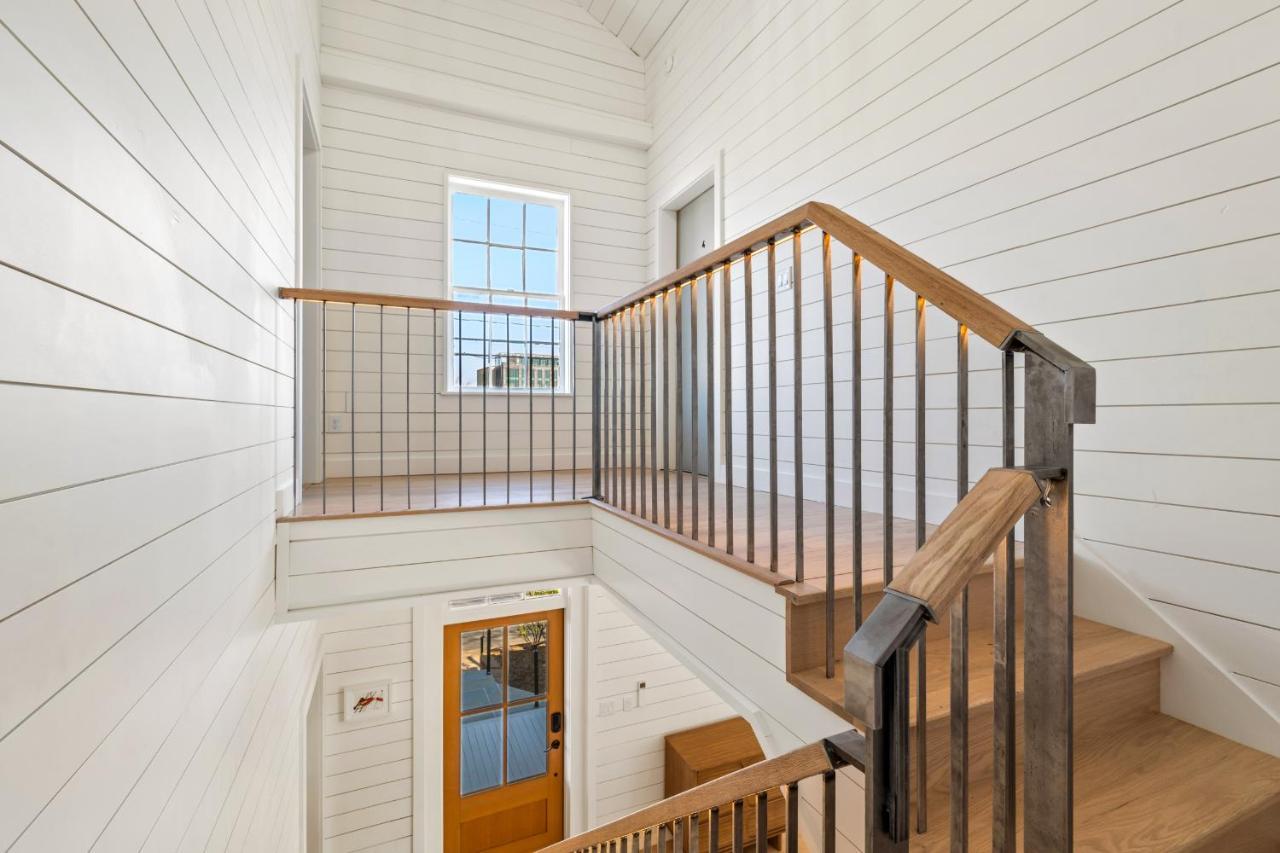 Boutique Room Steps From Downtown Mall Rose Jean Room 3 Charlottesville Kültér fotó